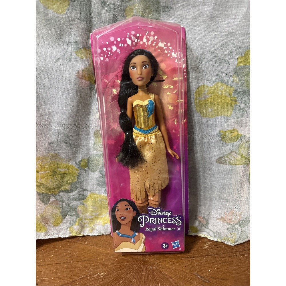 Disney Princess Royal Shimmer Pocahontas Doll, Fashion Doll with Skirt and Acces